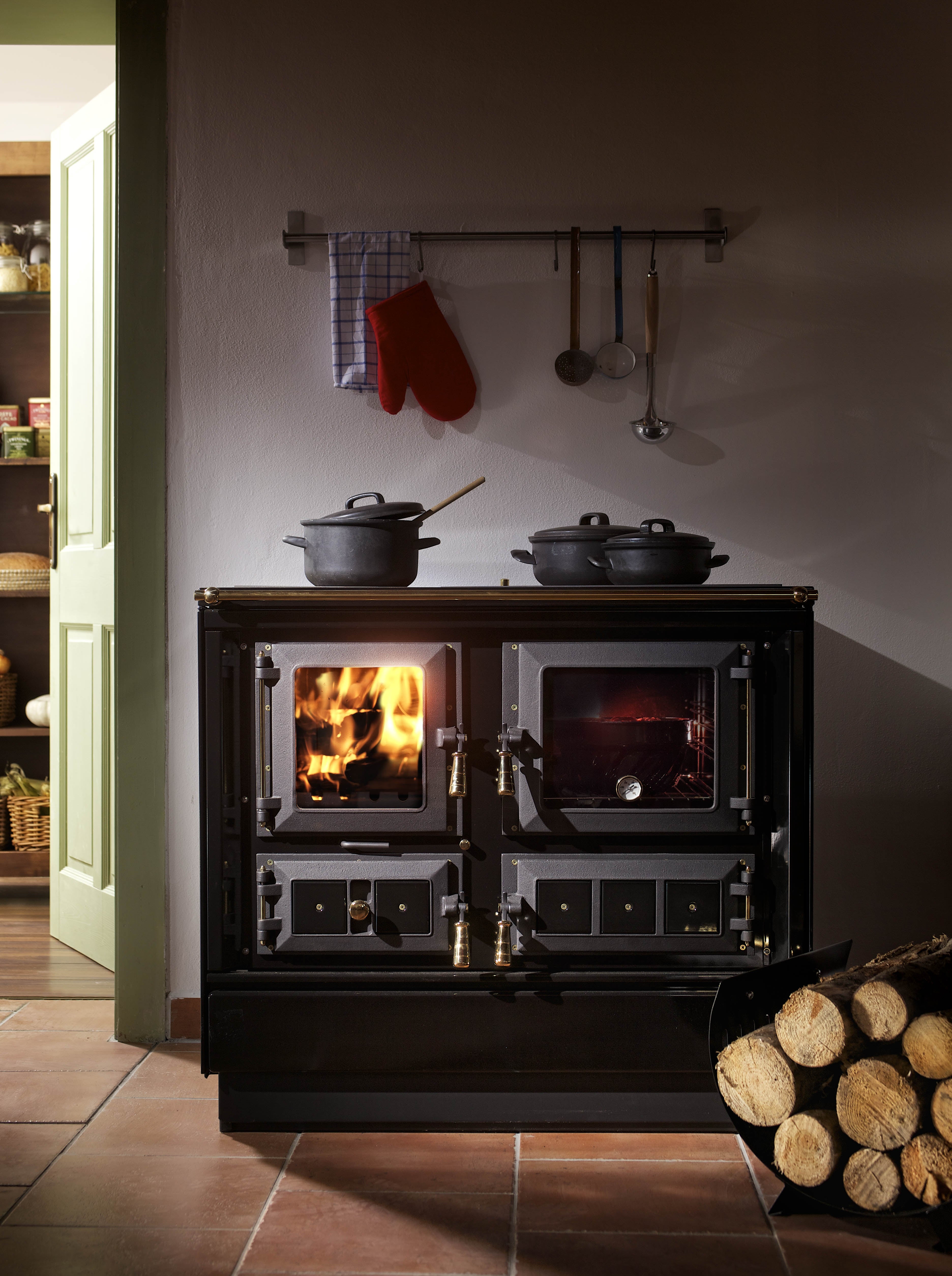 Cuisinière à bois Moravia 9112